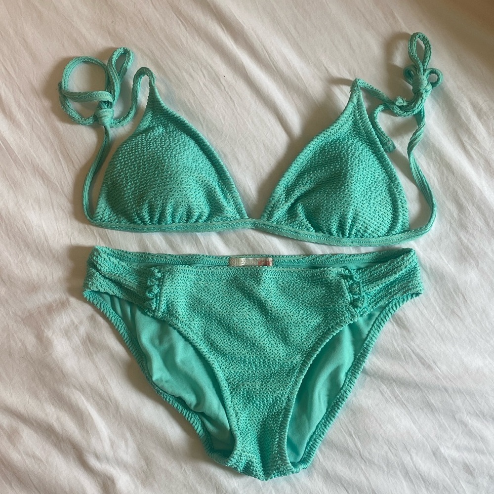 Gianni Bini mint colored bikini